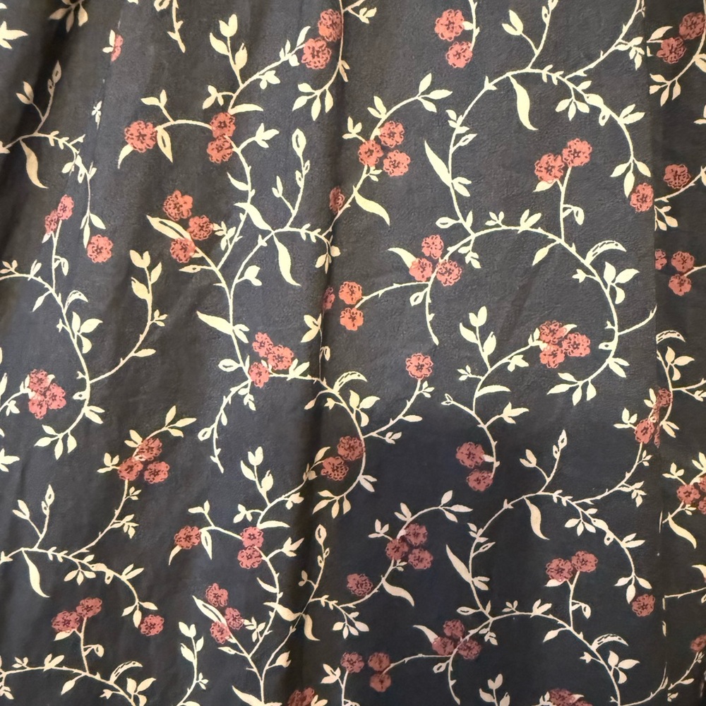 Chic Floral Maxi Dress - Picture 10 of 12